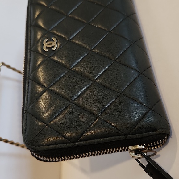 Chanel Lambskin Quilted Zip Long Wallet - Picture 2 of 13